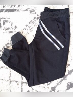 Figs Black Joggers with Silver Reflective Drawcords size SMALL PETITE